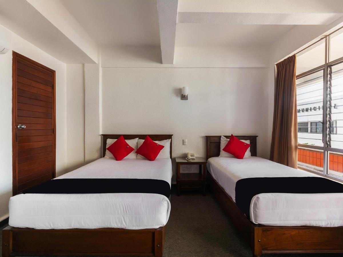 Capital O Florida Tuxpan, Veracruz Tuxpan  Екстериор снимка
