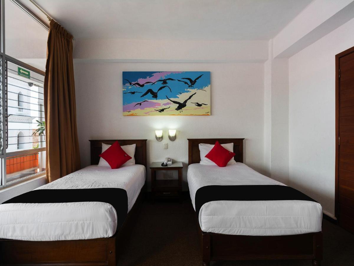 Capital O Florida Tuxpan, Veracruz Tuxpan  Екстериор снимка